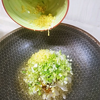 鲍鱼炒咸菜的做法图解8