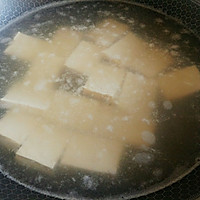 菇瓜海鲜豆腐汤的做法图解1