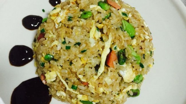 从生米开始的十分钟快手炒饭的做法