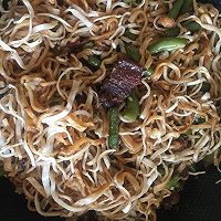 腌猪肉焖面的做法图解5