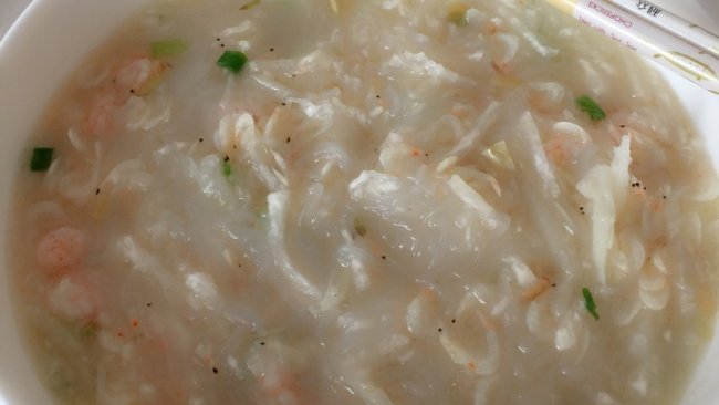 鲜香的虾仁萝卜粉丝汤的做法