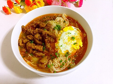 麻辣酥肉面