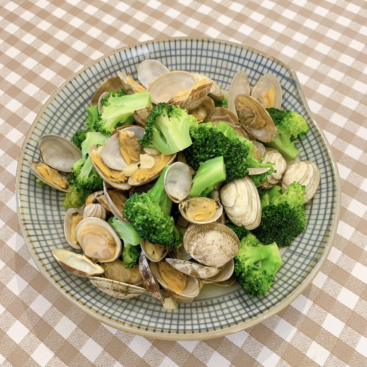超级低脂餐-蛤蜊炒西兰花的做法
