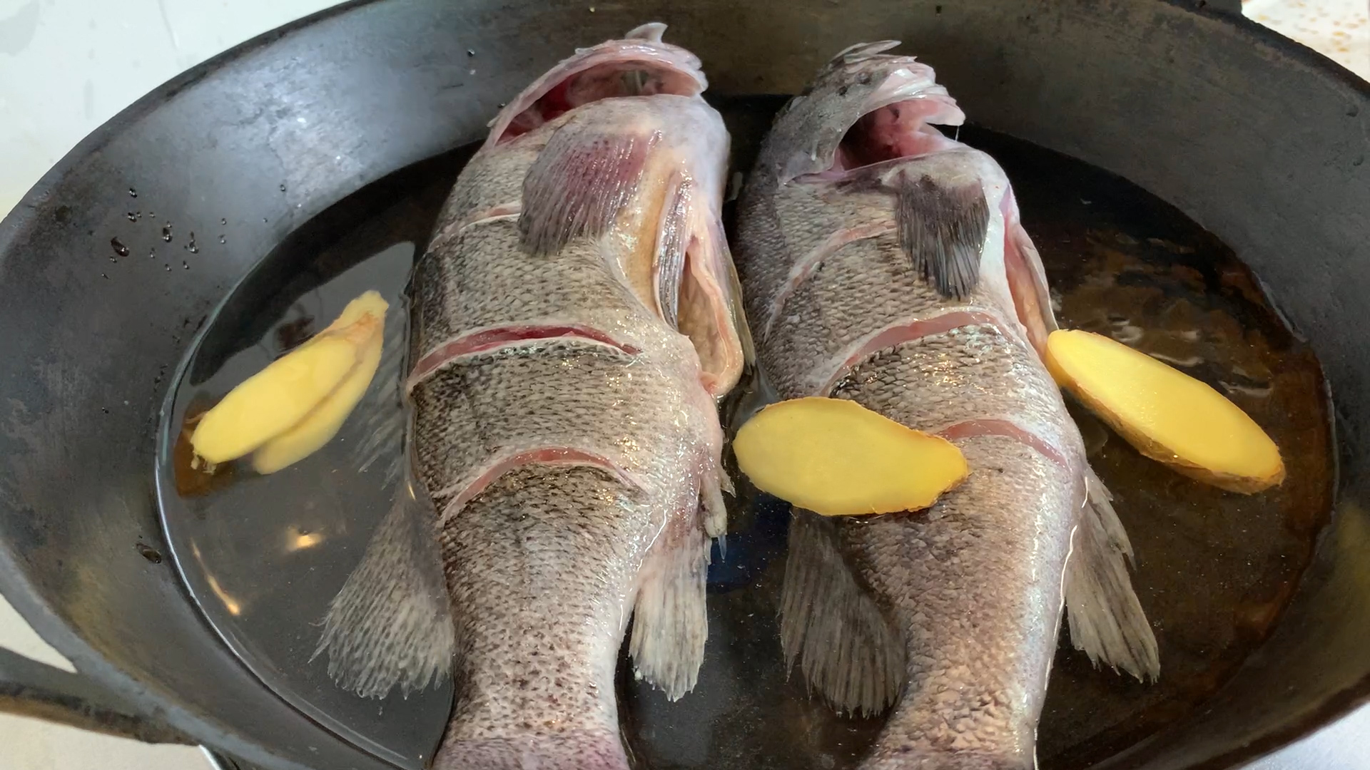 闽南酱油水鱼怎么做_闽南酱油水鱼的做法_豆果美食
