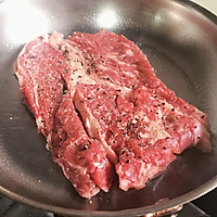 肉眼牛排配波本黑胡椒酱的做法图解5
