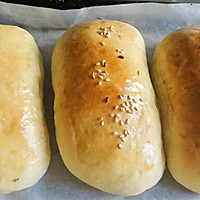 咸蛋黄肉松面包的做法图解8
