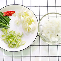 追剧先追吃~治愈系韩式嫩豆腐汤的做法图解1