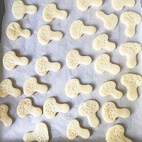 小蘑菇苏打饼的做法图解6