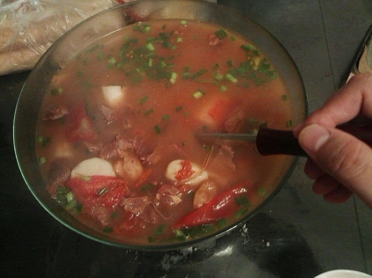 番茄牦牛肉滋补汤的做法