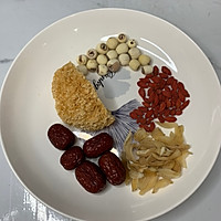 秋天, 来一碗软糯清甜的银耳羹的做法图解1