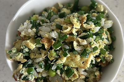 皆可蛋炒饭-韭苔碎蛋炒饭
