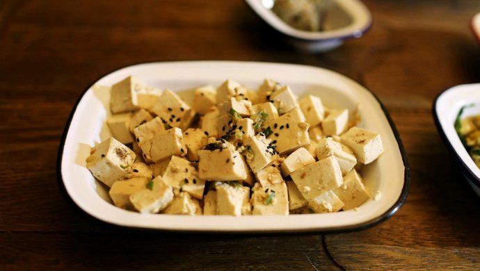 小葱拌豆腐——三个步骤一道爽口小菜