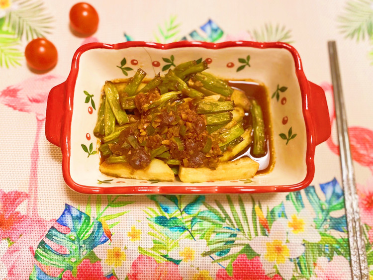 家常版川味豆角土豆蒸菜的做法