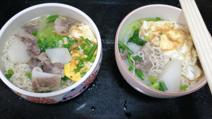 牛腩白萝卜汤面