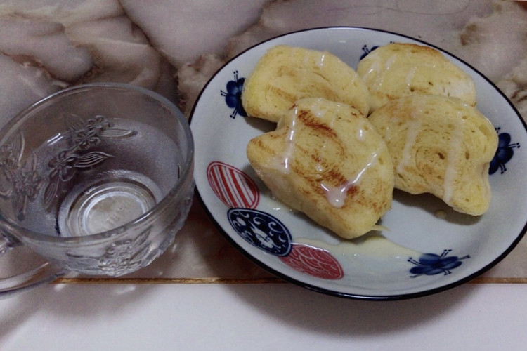 香煎牛油奶香馒头片的做法