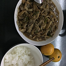 平菇炒肉