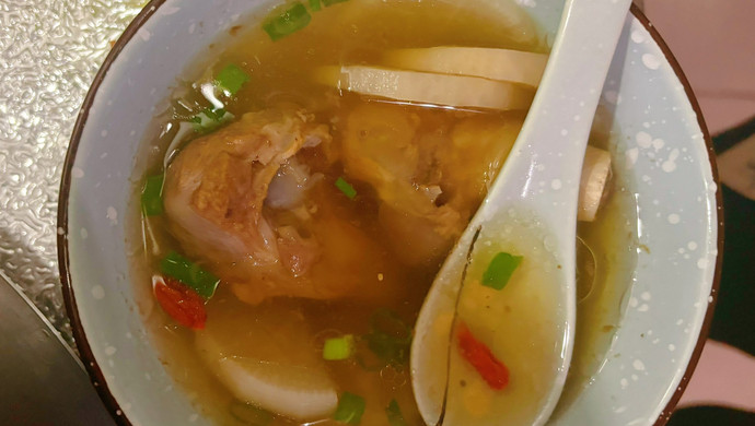 春天进补—羊骨汤