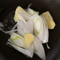 #异域美味 烹饪中式年味#糯米笋炒五花肉的做法图解5