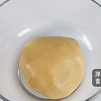 广式月饼——豆沙双黄月饼的做法图解8