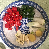 金汁玉露酸汤牛（酸汤肥牛）的做法图解1