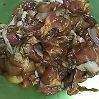 油炸剔骨鸡腿肉的做法图解1