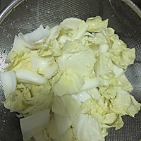 白菜木耳的做法图解2