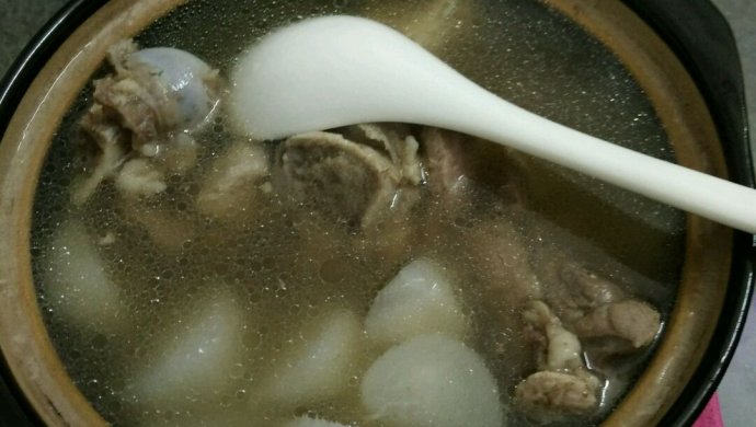 萝卜钙骨汤