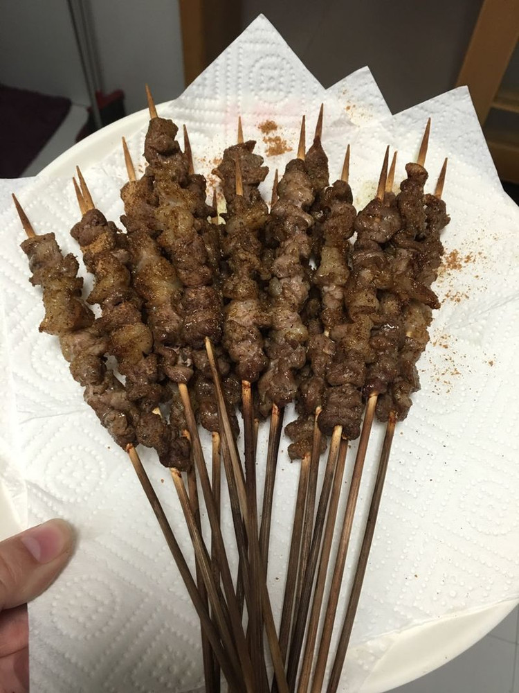 烤羊肉串的做法