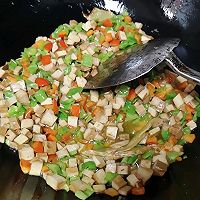 家常菜～豆椒干丁的做法图解3