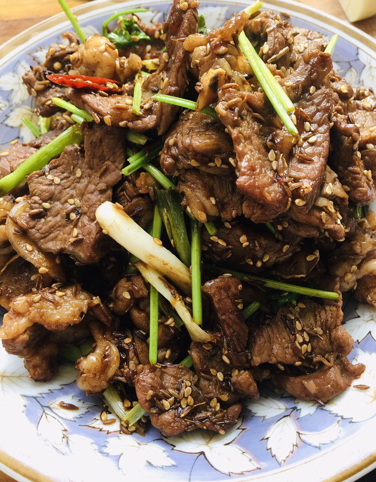 孜然羊肉片的做法