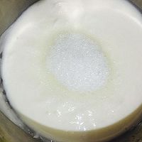 酸奶慕斯的做法图解1