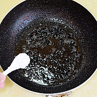 【葱烧海参】---如何熬制一碗好的葱油的做法图解9