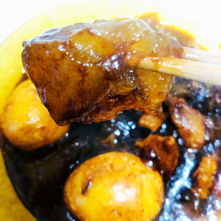 山芋粉鸡蛋烧肉的做法