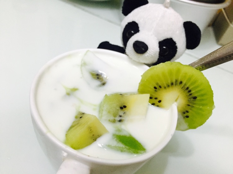 奇异果大果粒酸奶