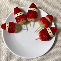 宝宝水果零食：圣诞草莓香蕉的做法图解4