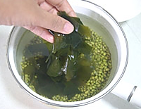 海带绿豆汤的做法图解5