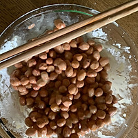 油炸花生米的做法图解3