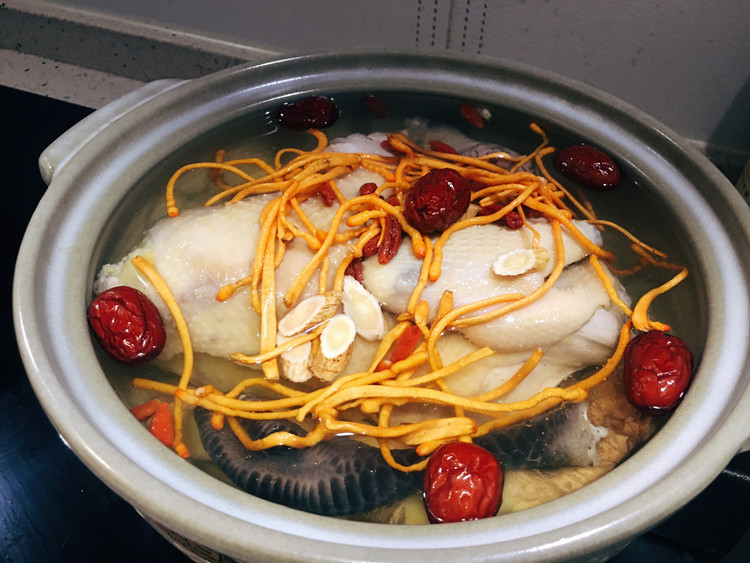 暖胃黄金土鸡豆汤饭的做法