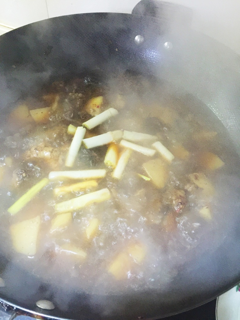 土豆牛肉的做法图解13