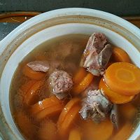 胡萝卜排骨汤的做法图解4