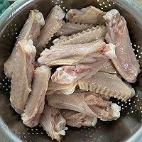 红烧香辣鸭翅的做法图解1