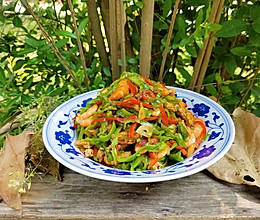 青椒炒河虾的做法