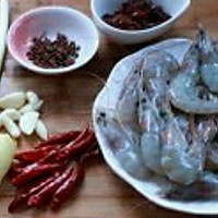 麻辣干锅虾的做法图解1