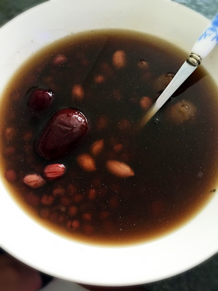 夏季祛除湿气又补血的四红汤的做法