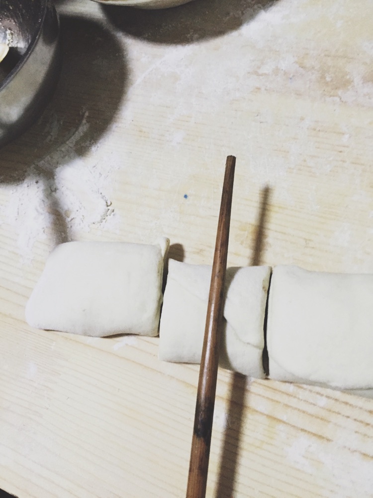 葱油椒盐花卷的做法图解7