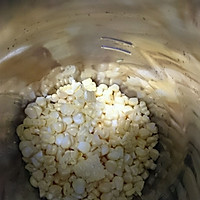 鲜榨玉米汁的做法图解2