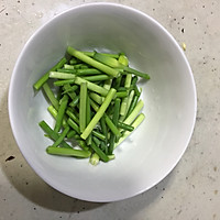 香辣鱿鱼丝的做法图解2
