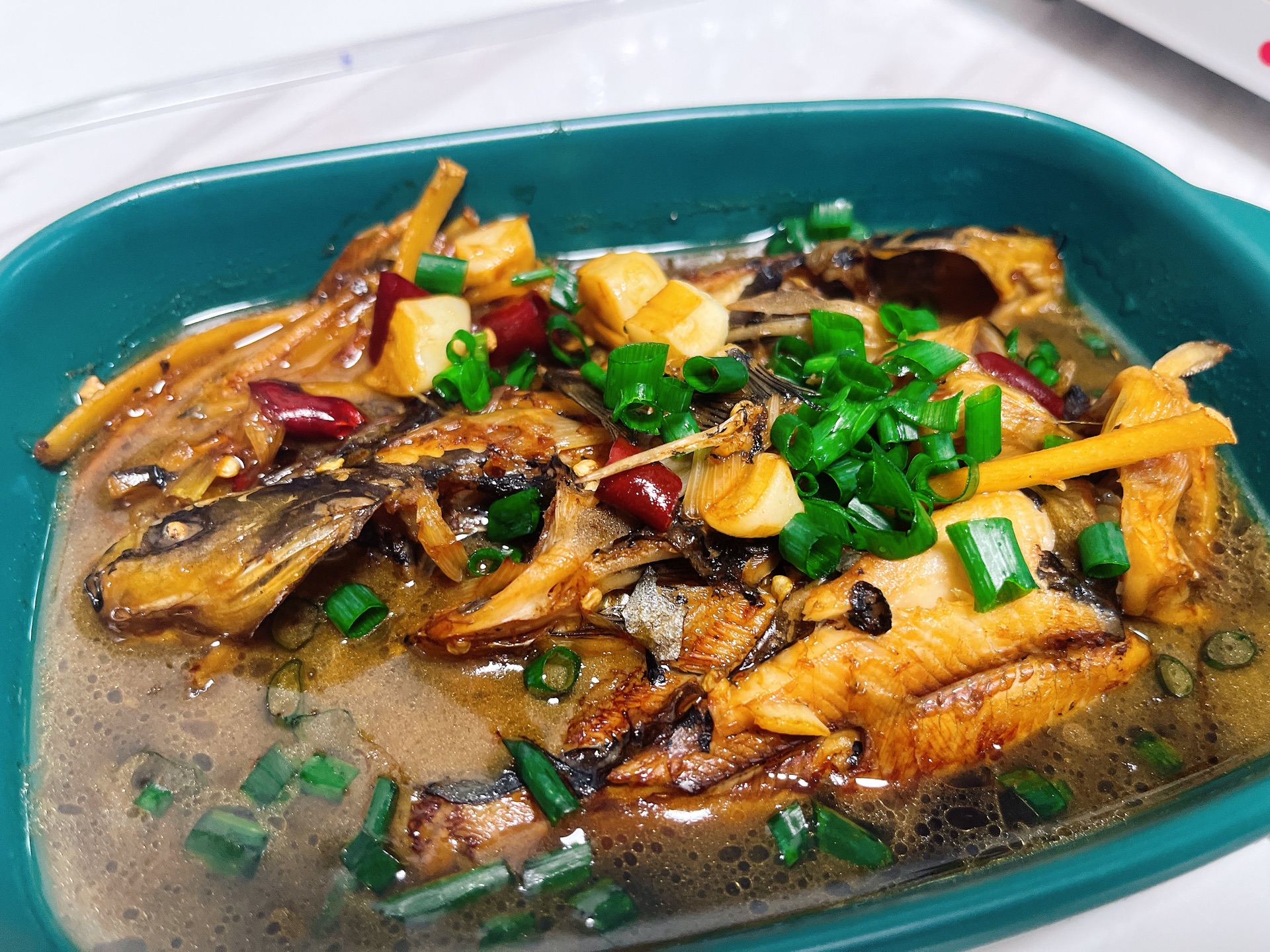 经典安徽家常菜“昂刺鱼烧毛豆”实用靠谱的教学视频、相信你会喜欢 - 哔哩哔哩