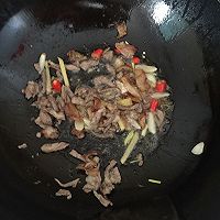 芹菜香干肉丝的做法图解5