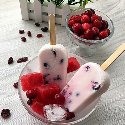 蔓越莓牛奶冰棒  